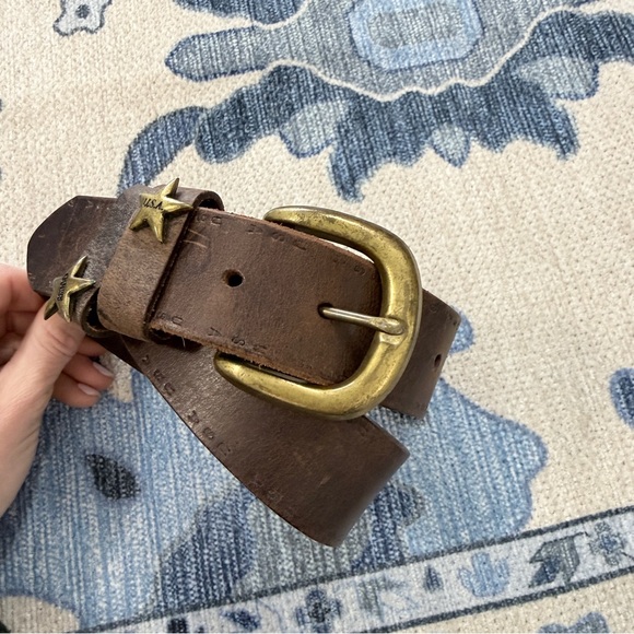Guess USA Embossed Studded Stars Leather Belt Small - Picture 2 of 9